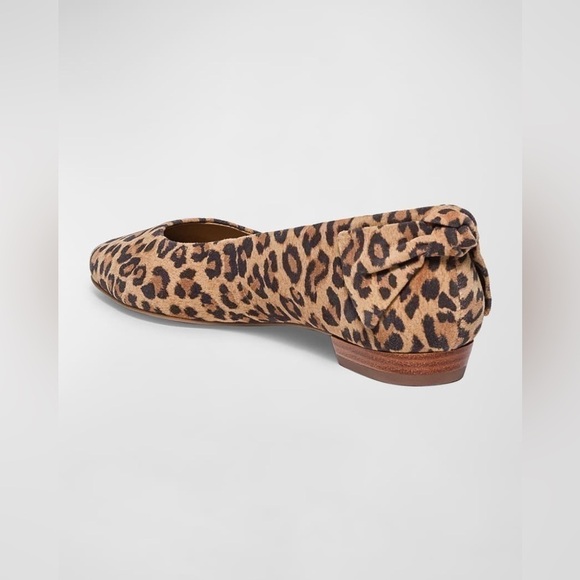 NEW including the Box!  Bernardo Eloisa Sand Cheetah Vegan Suede Bow Flat 11 M - Picture 7 of 13
